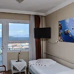 Pensión Ege &