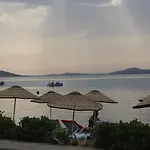 Pensión Ege & 3*