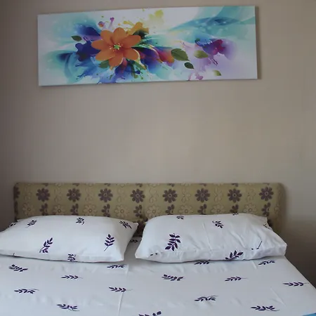 Ege & Penzion Ayvalı