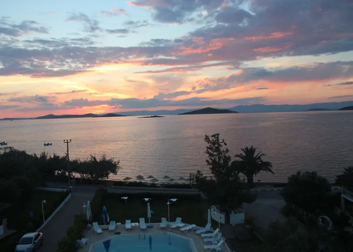 Ege & 招待所 Ayvalı